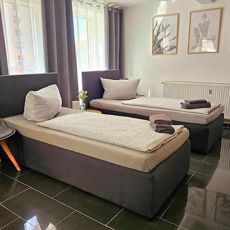 Gaesteappartement Viktoria ซินส์ไฮม์ ภายนอก รูปภาพ